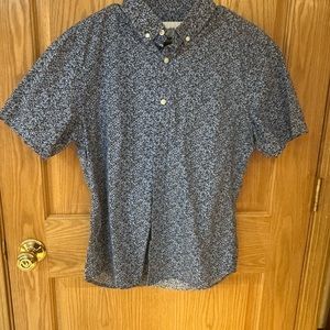 Goodfellow & Co.  Men’s short sleeve casual button up shirt. Like-new.